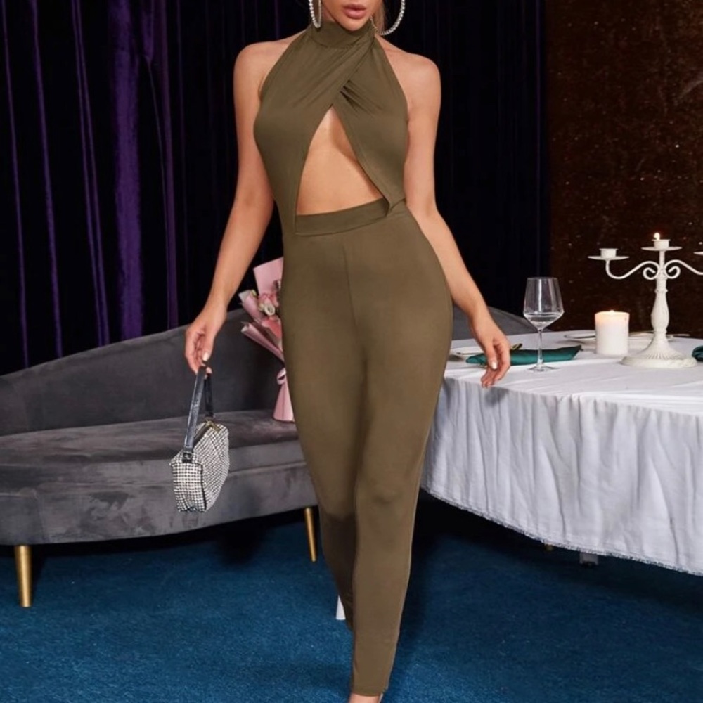 Cutout backless jumpsuit